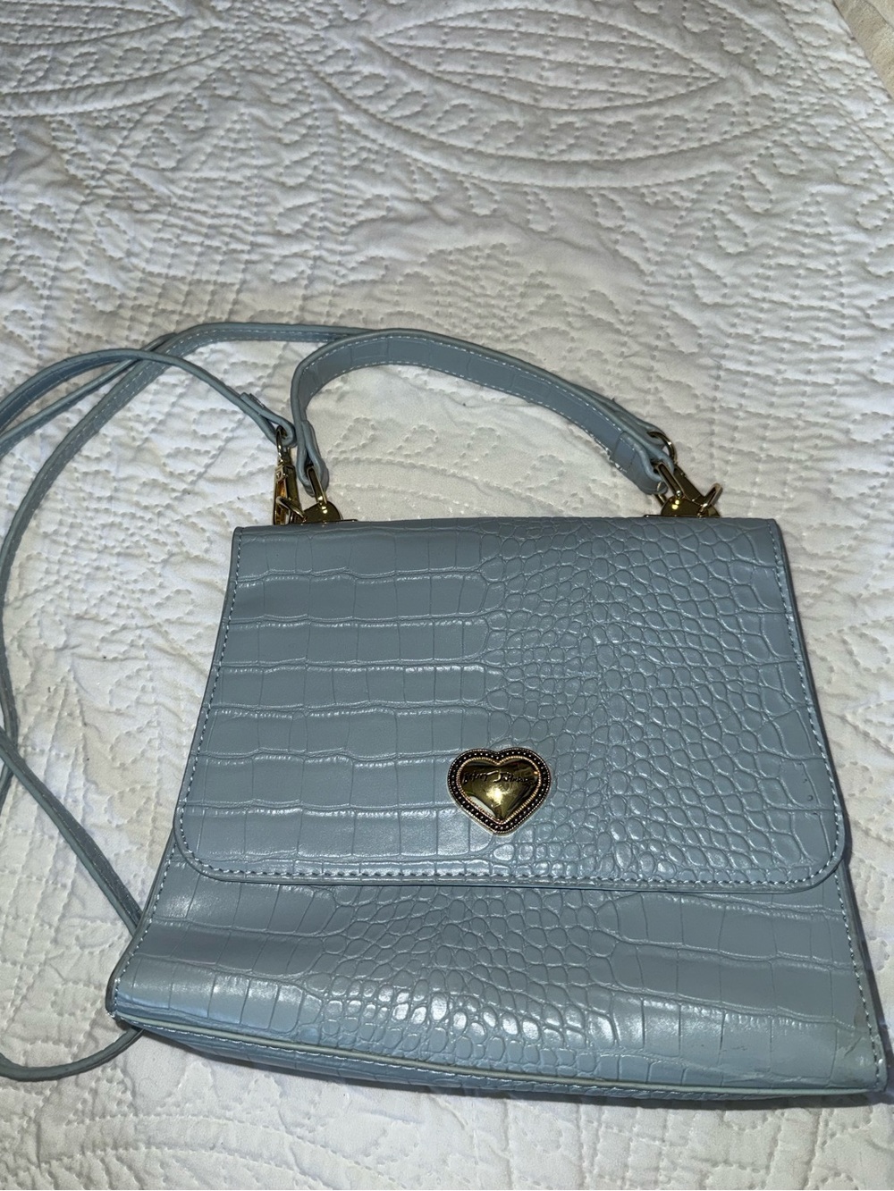 Betsey Johnson Light Blue Croc Embossed Crossbody Bag Heart Hardware Y2K